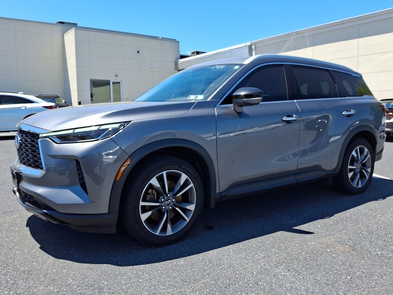 2023 INFINITI QX60 LUXE AWD
