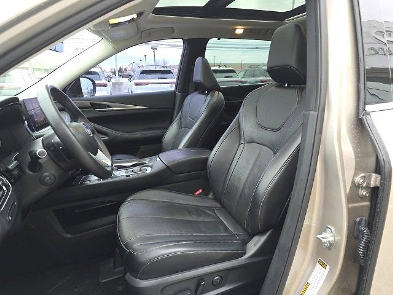 2023 INFINITI QX60 LUXE AWD