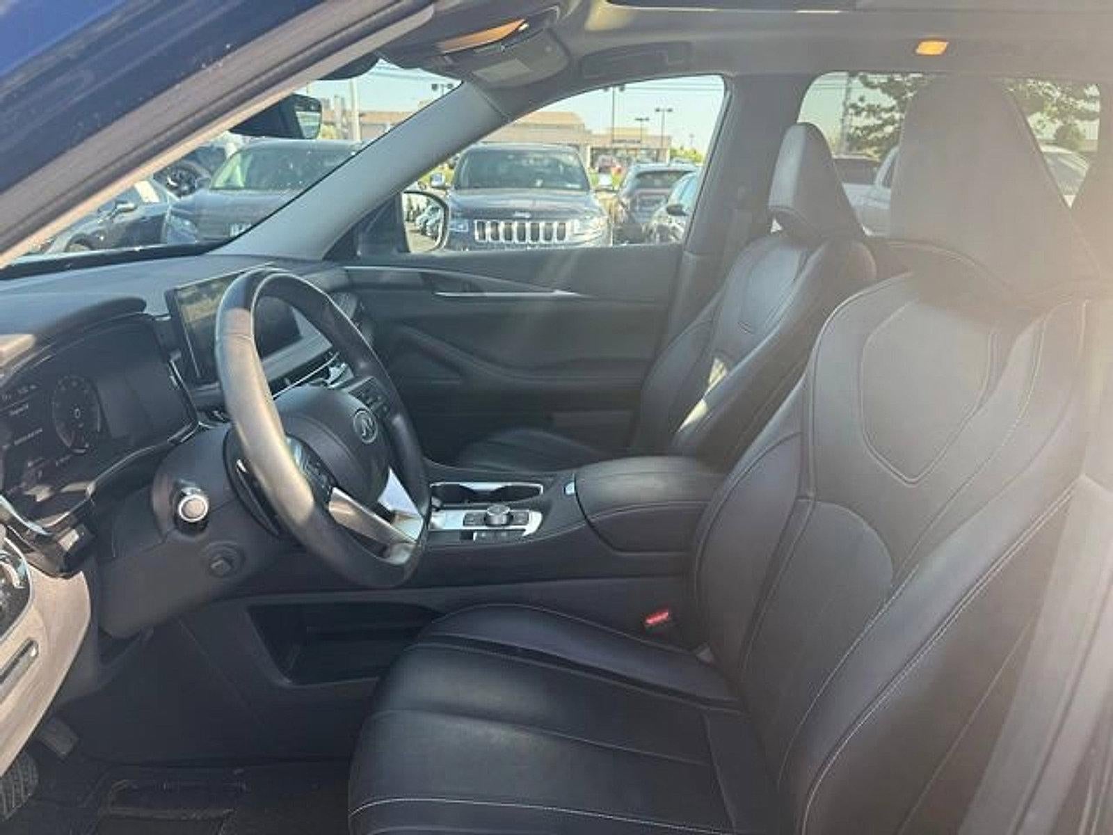 2023 INFINITI QX60 LUXE AWD