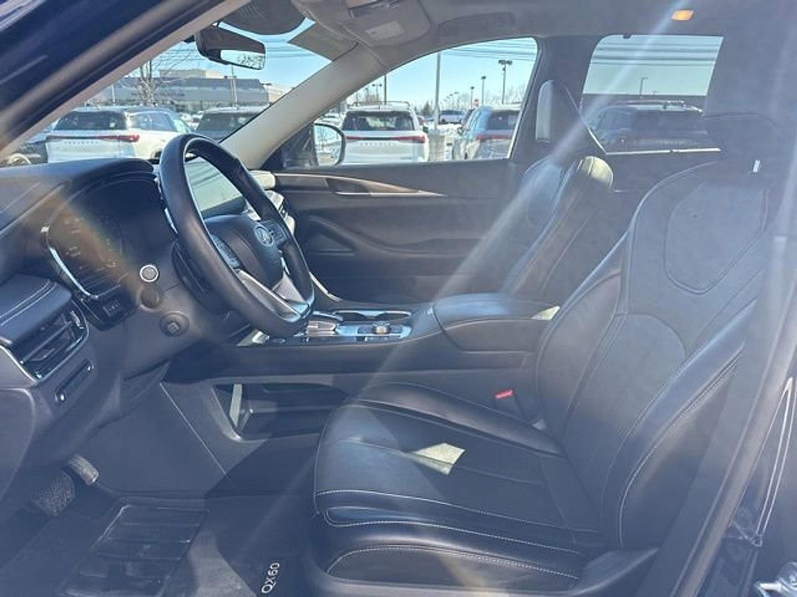 2023 INFINITI QX60 LUXE AWD