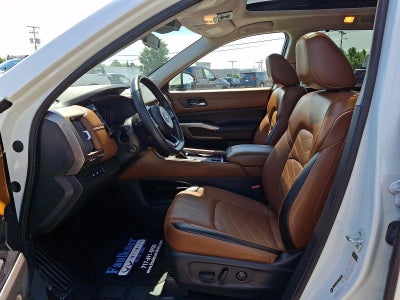 2023 Nissan Pathfinder Platinum 4WD
