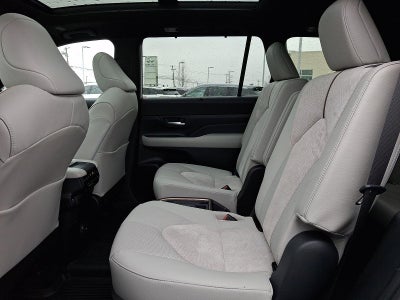 2026 Toyota Grand Highlander Hybrid MAX Limited AWD (Natl)