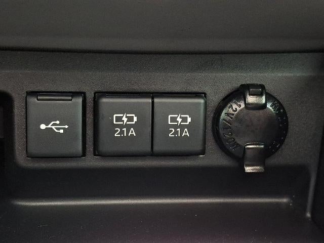 2021 Toyota Highlander XLE AWD (Natl)
