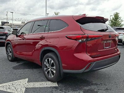 2021 Toyota Highlander XLE AWD (Natl)