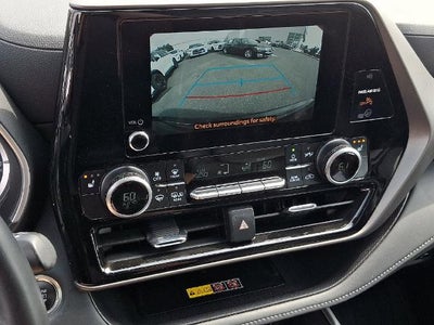 2025 Toyota Highlander XLE AWD (Natl)