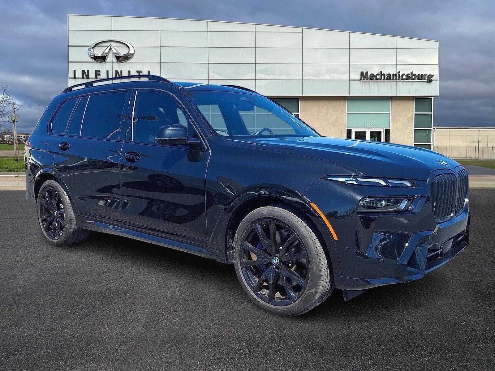 2026 BMW X7 xDrive40i Sports Activity Vehicle