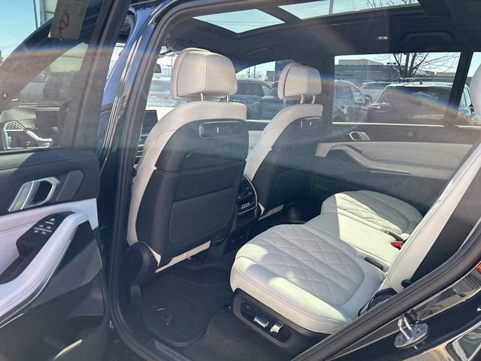 2026 BMW X7 xDrive40i Sports Activity Vehicle