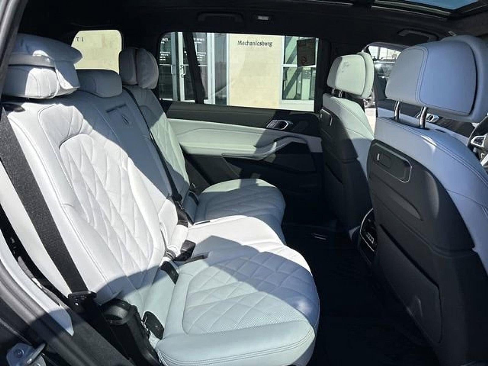 2026 BMW X7 xDrive40i Sports Activity Vehicle