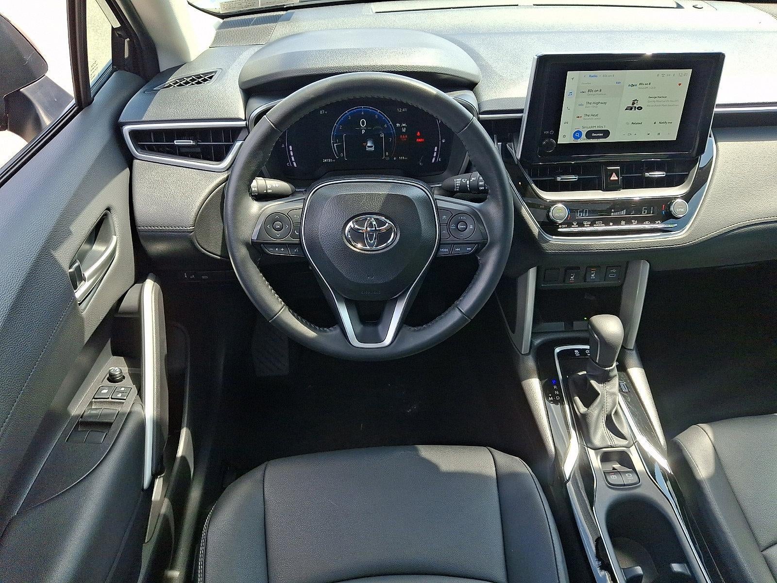2025 Toyota Corolla Cross XLE 4WD (Natl)