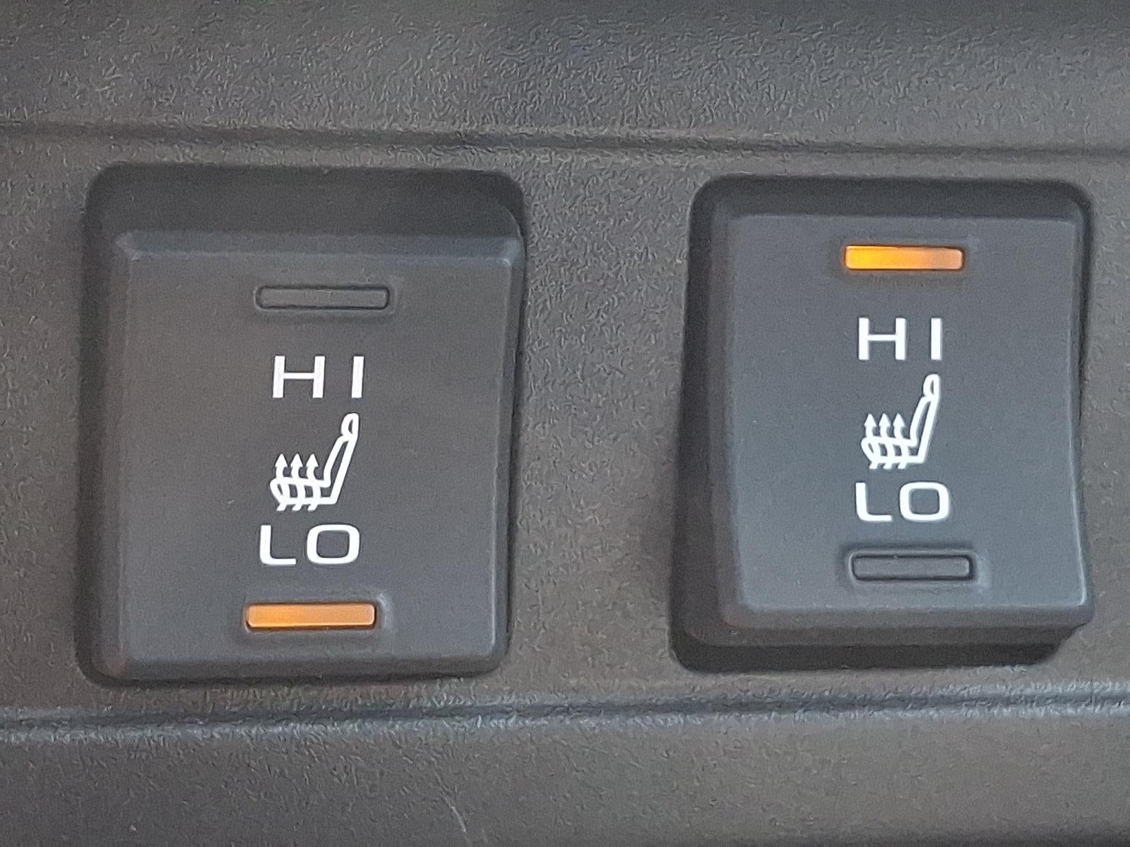 2025 Toyota Corolla Cross XLE 4WD (Natl)