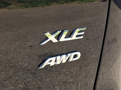 2025 Toyota Corolla Cross XLE 4WD (Natl)