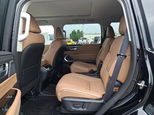 2027 INFINITI QX80 LUXE AWD *Ltd Avail*