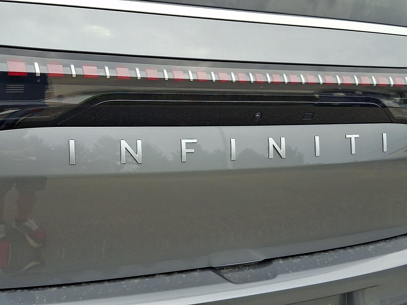 2027 INFINITI QX80 LUXE AWD *Ltd Avail*