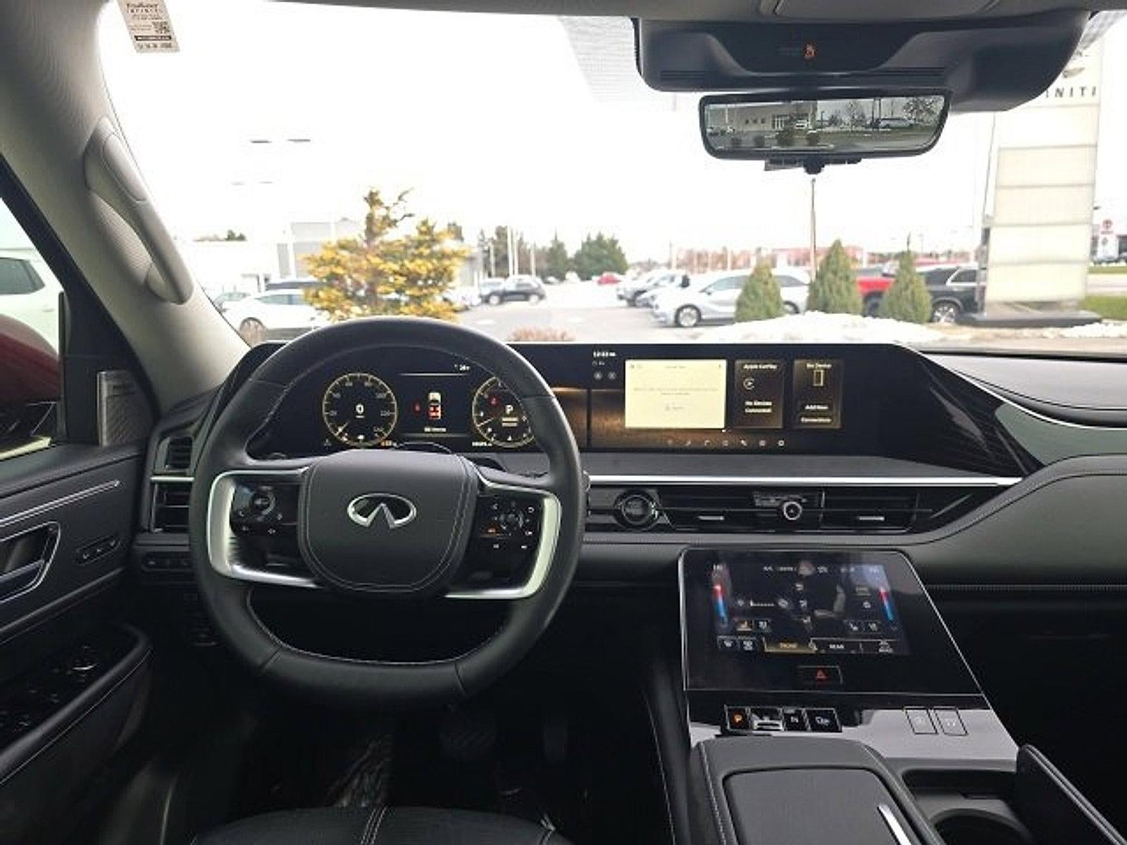 2025 INFINITI QX80 SENSORY AWD