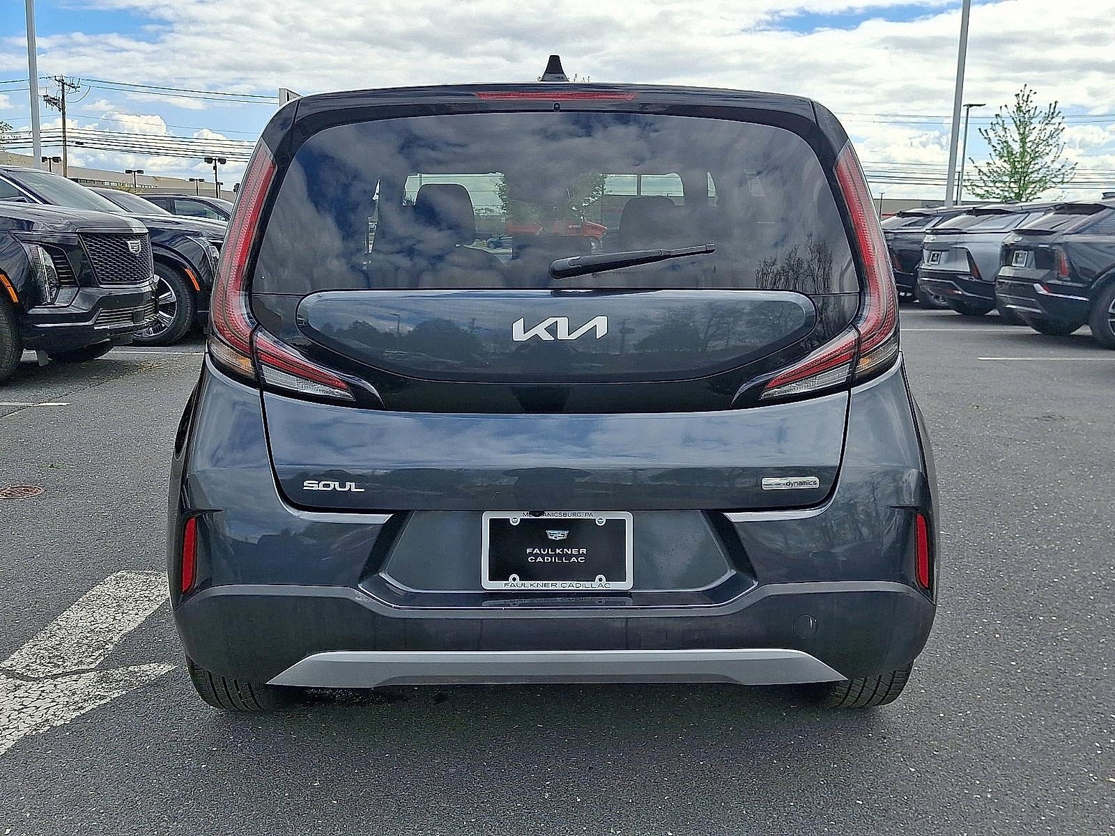 2023 Kia Soul EX - Photo 7