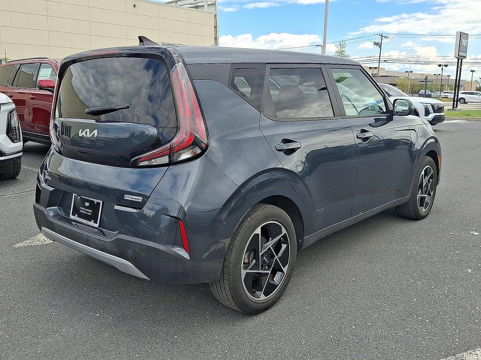 2023 Kia Soul EX - Photo 8