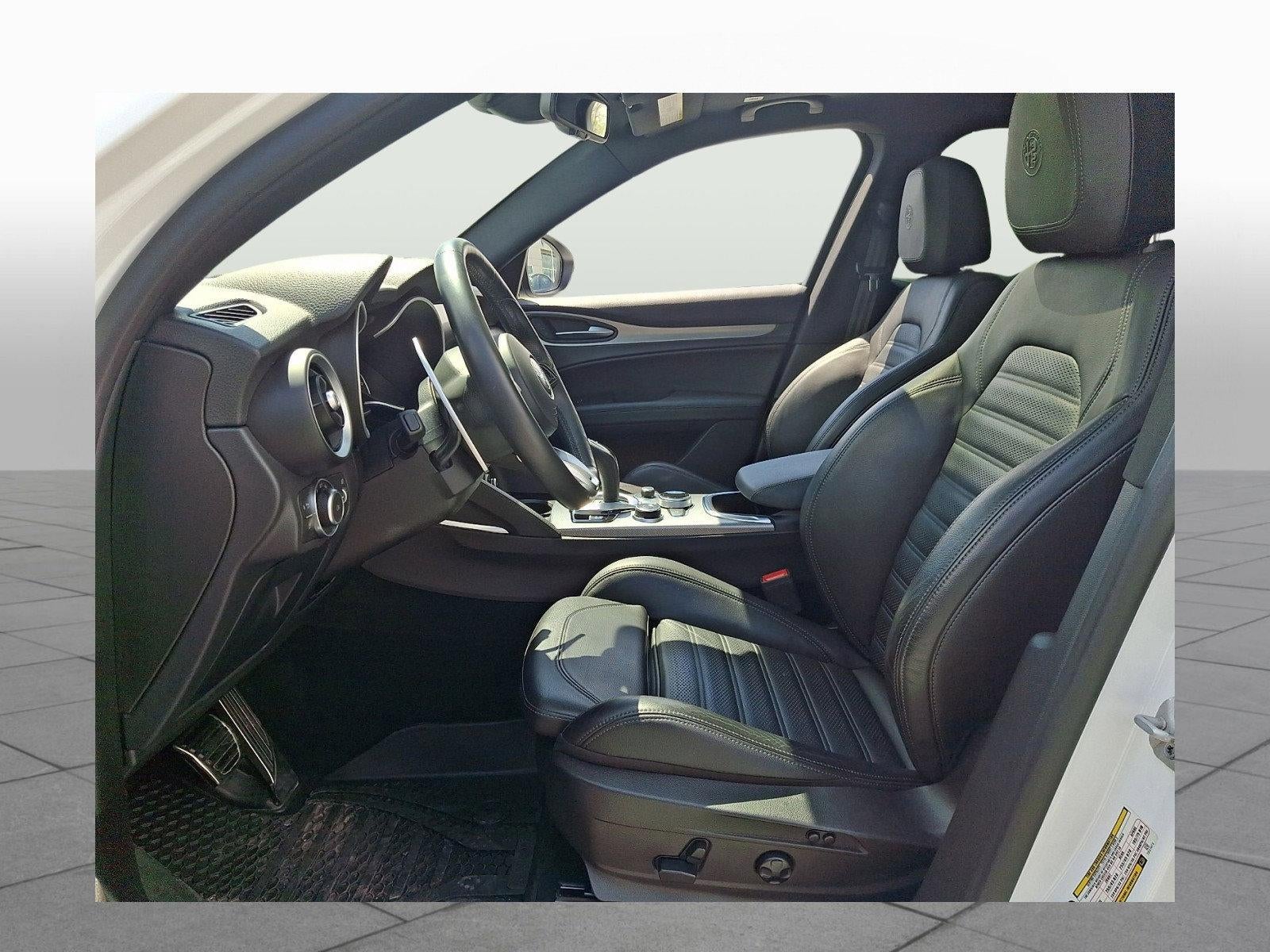 2022 Alfa Romeo Stelvio Veloce AWD