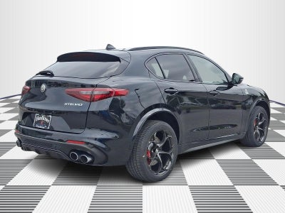 2022 Alfa Romeo Stelvio Quadrifoglio AWD