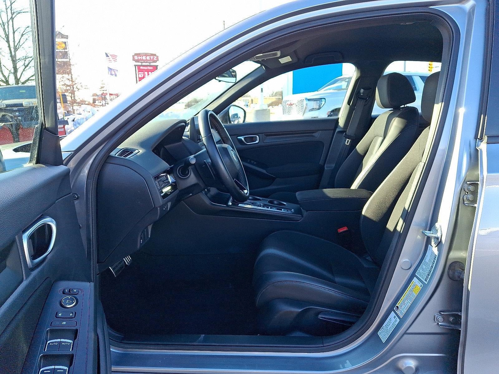 2023 Honda Civic Hatchback Sport CVT