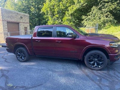 2022 RAM 1500 Limited 4x4 Crew Cab 5'7" Box