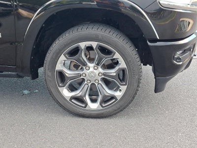 2019 RAM 1500 Longhorn 4x4 Crew Cab 5'7" Box