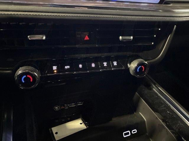 2025 Chevrolet Suburban 4WD Z71