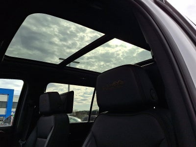 2024 Chevrolet Suburban 4WD High Country