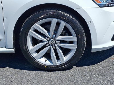 2017 Volkswagen Passat 1.8T SEL Premium Auto