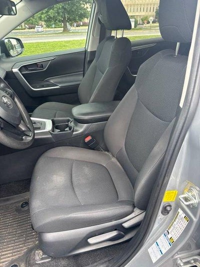 2020 Toyota RAV4 LE AWD (Natl)