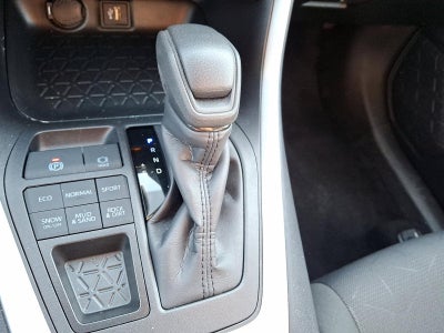 2025 Toyota RAV4 XLE AWD (Natl)