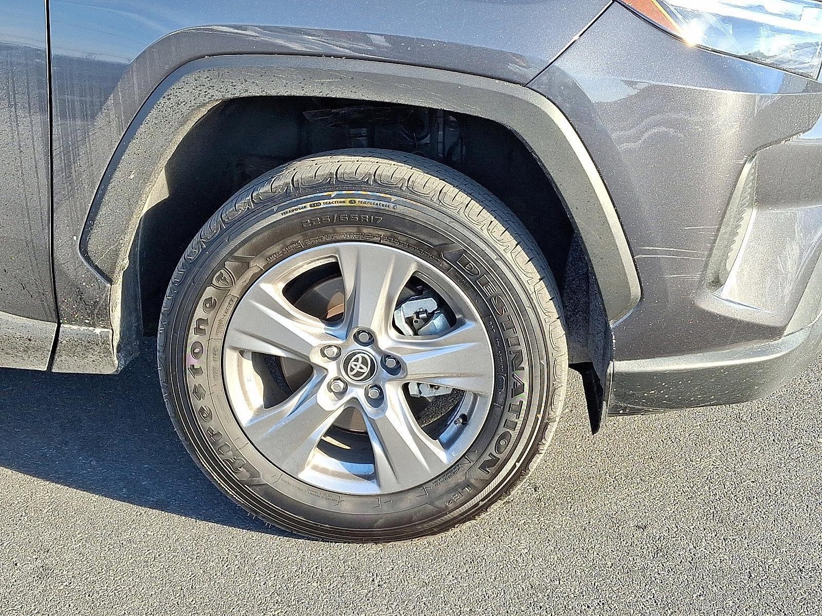 2025 Toyota RAV4 XLE AWD (Natl)