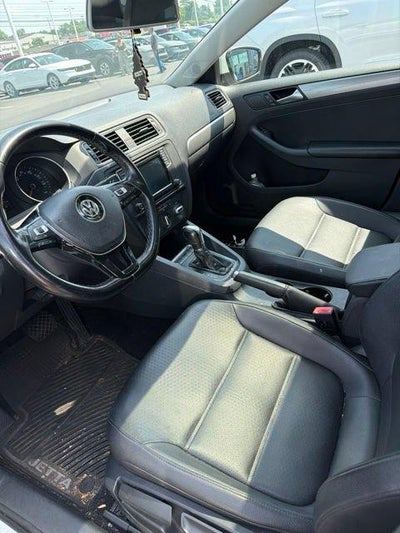 2016 Volkswagen Jetta 4dr Auto 1.4T SE Sedan