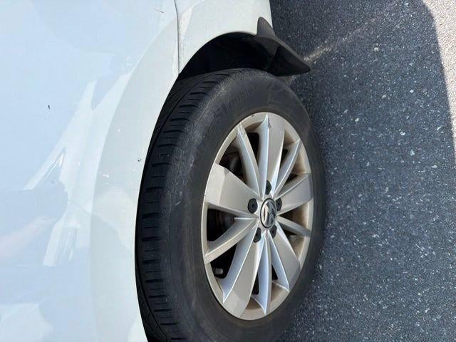 2016 Volkswagen Jetta 4dr Auto 1.4T SE Sedan