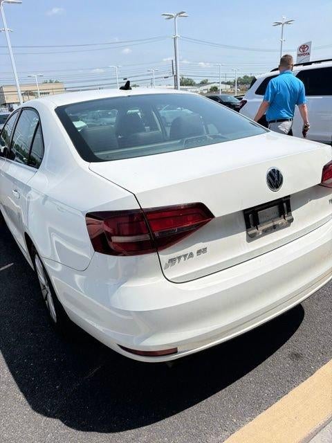 2016 Volkswagen Jetta 4dr Auto 1.4T SE Sedan
