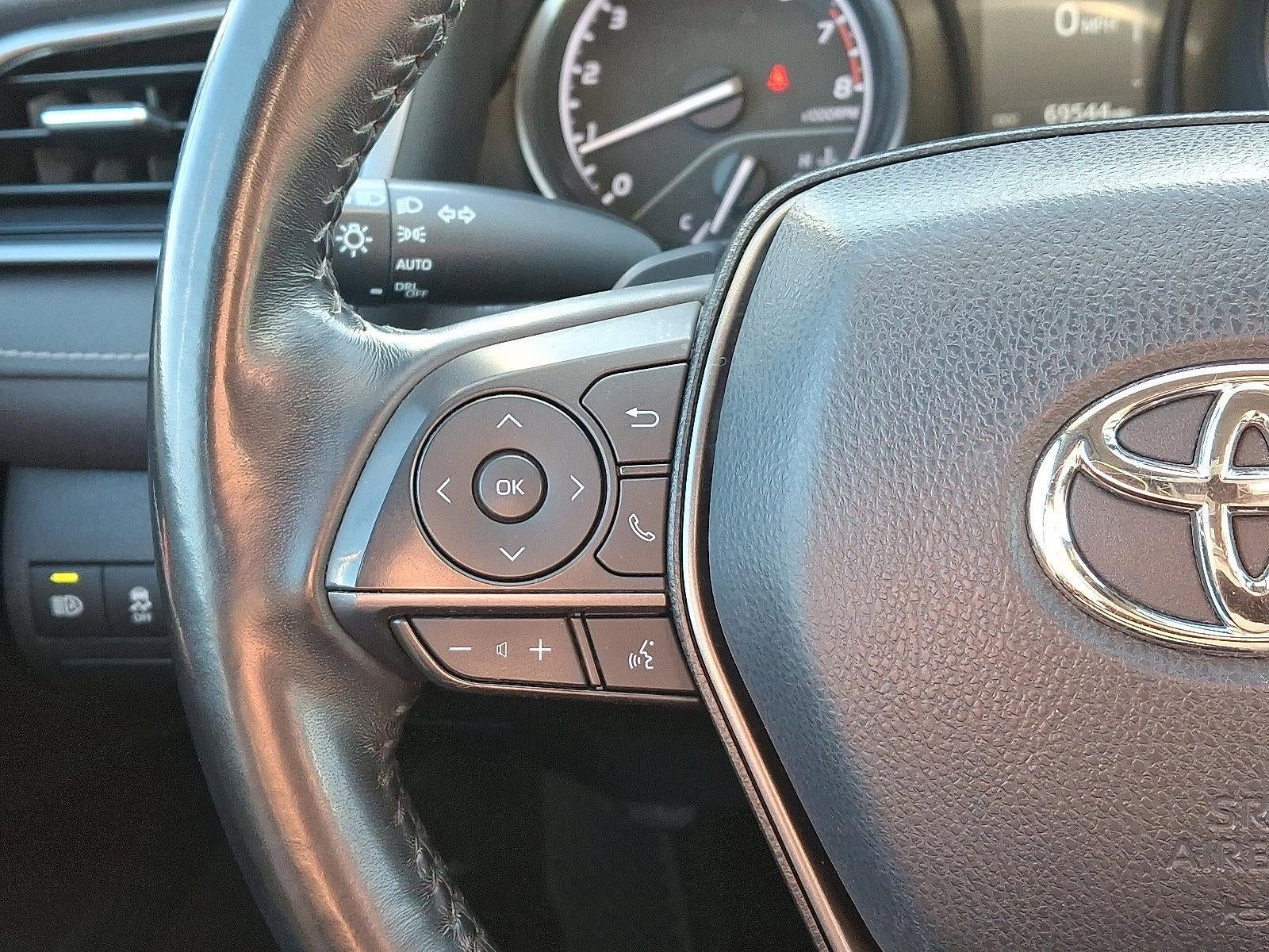 2022 Toyota Camry SE Auto (SE)