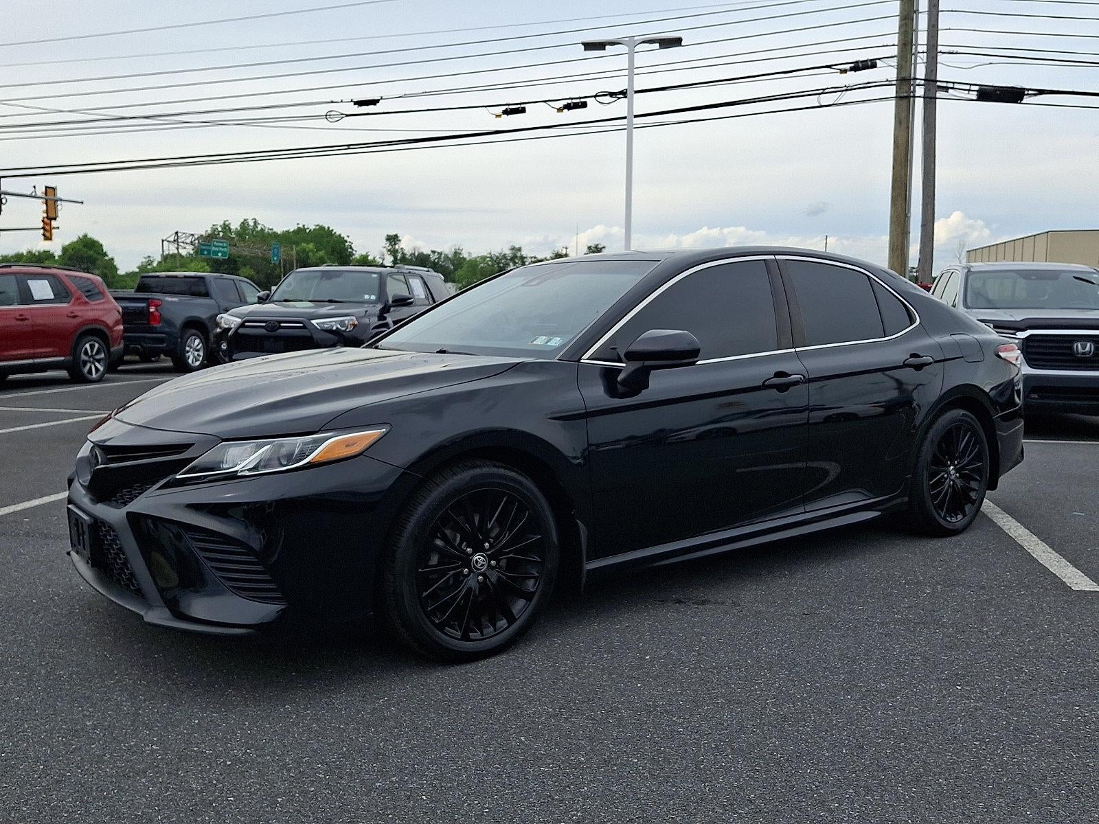 2020 Toyota Camry SE Auto AWD (Natl)