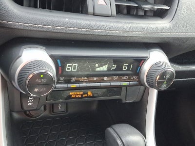 2021 Toyota RAV4 Hybrid XLE AWD (Natl)