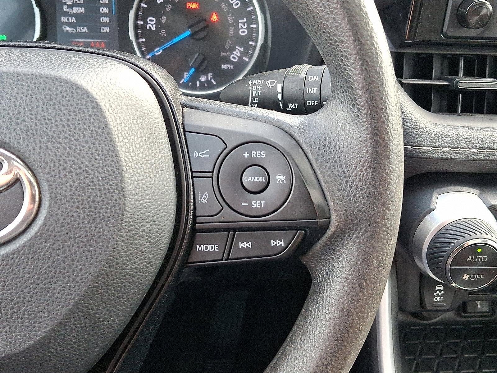 2021 Toyota RAV4 Hybrid XLE AWD (Natl)