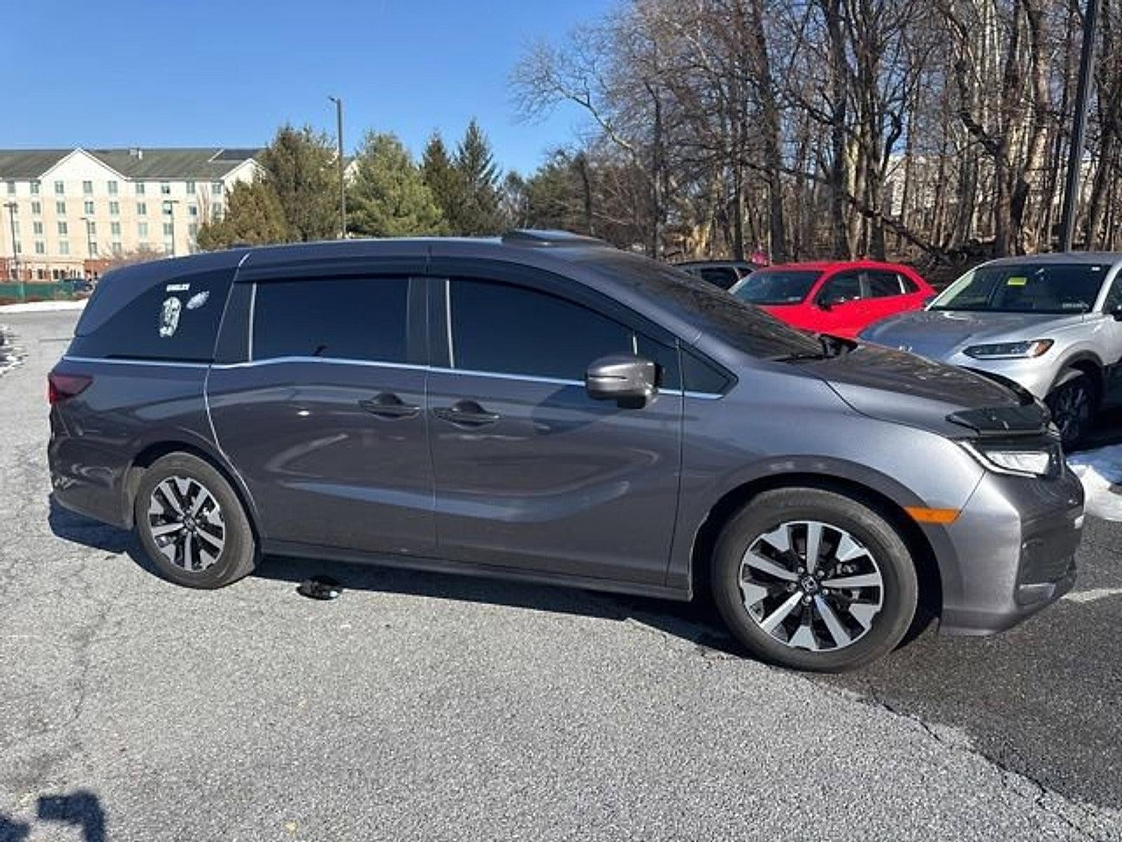 2025 Honda Odyssey EX-L Auto