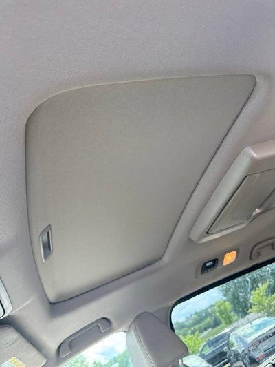 2024 Honda Odyssey Touring Auto