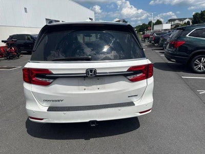 2024 Honda Odyssey Touring Auto
