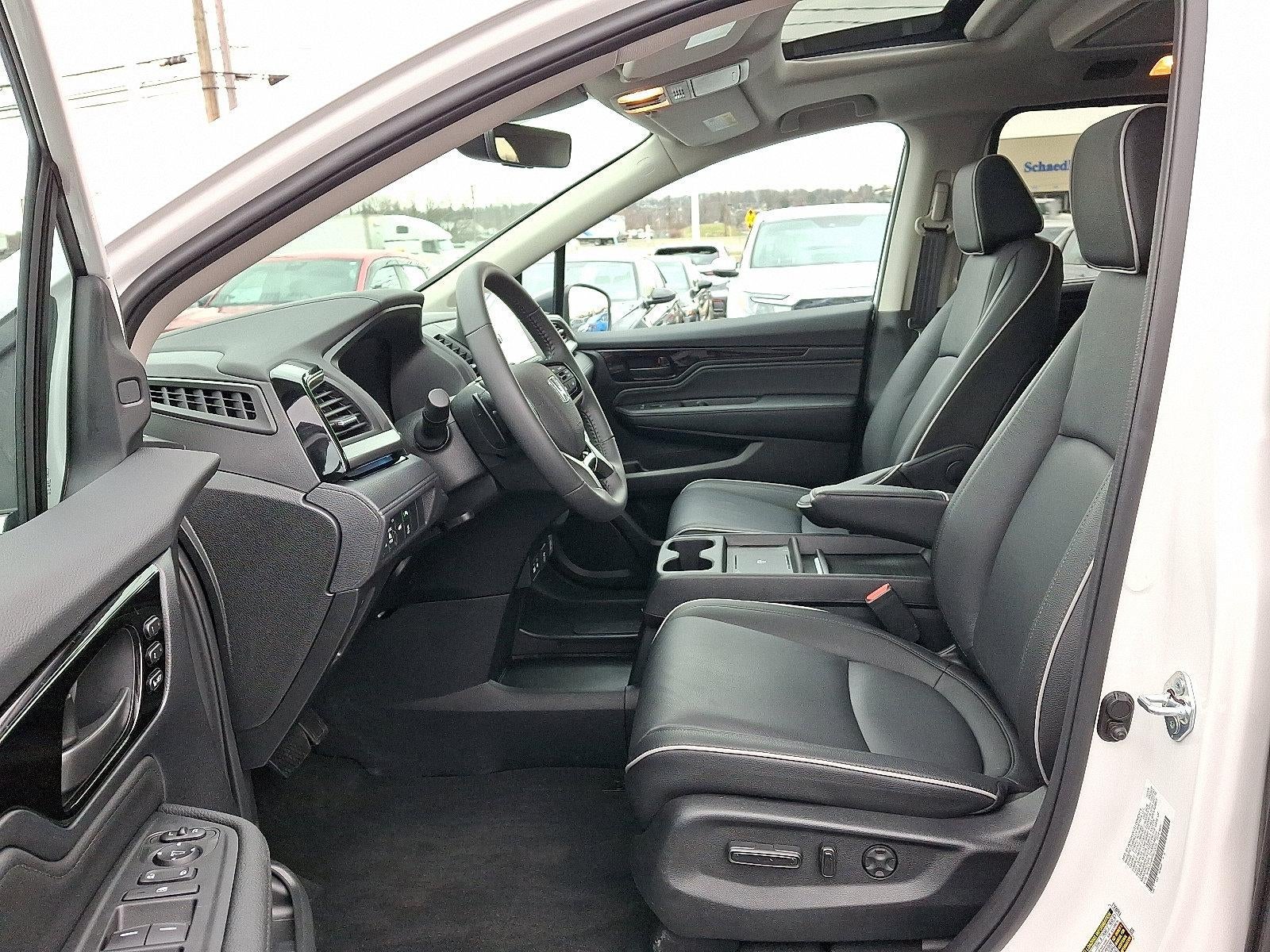 2026 Honda Odyssey Touring Auto