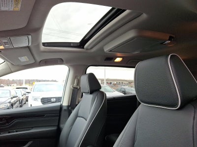 2026 Honda Odyssey Touring Auto