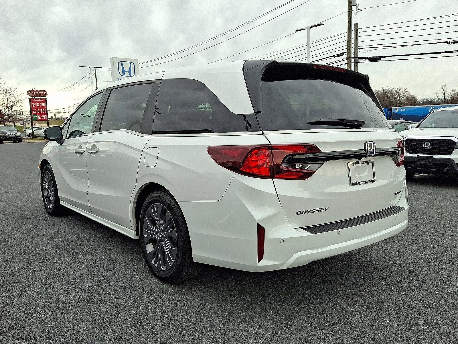 2026 Honda Odyssey Touring Auto
