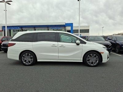 2026 Honda Odyssey Touring Auto