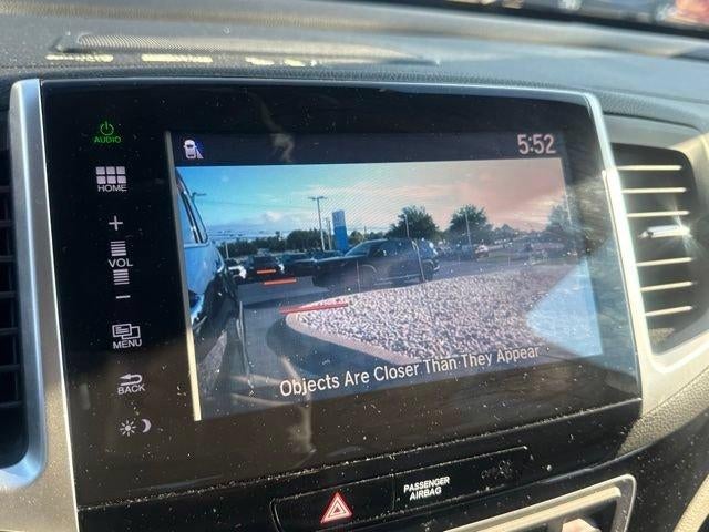 2016 Honda Pilot AWD Touring with DVD Rear Entertainment System and Navigation