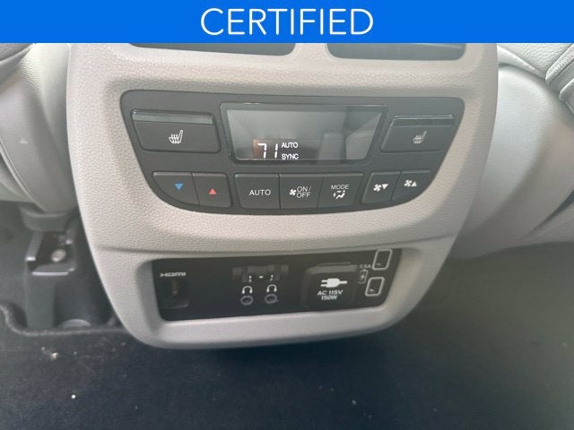 2022 Honda Pilot Touring 8 Passenger **CERTIFIED**