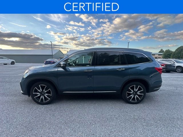 2022 Honda Pilot Touring 8 Passenger **CERTIFIED**