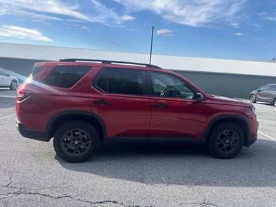 2025 Honda Pilot TrailSport **CERTIFIED**