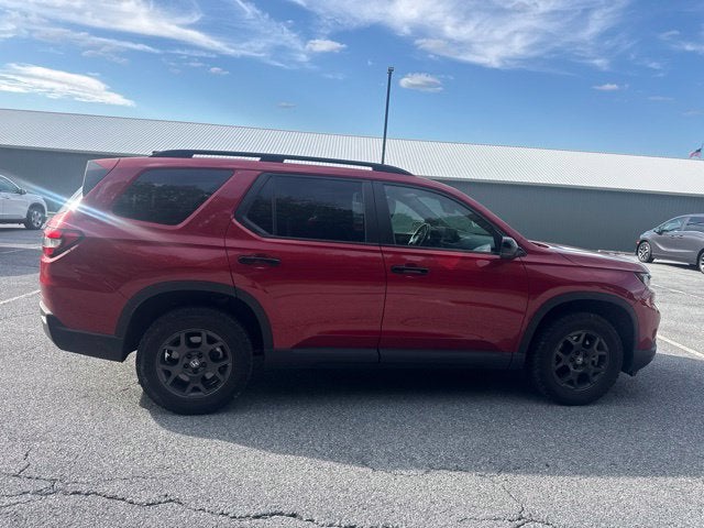 2025 Honda Pilot TrailSport **CERTIFIED**
